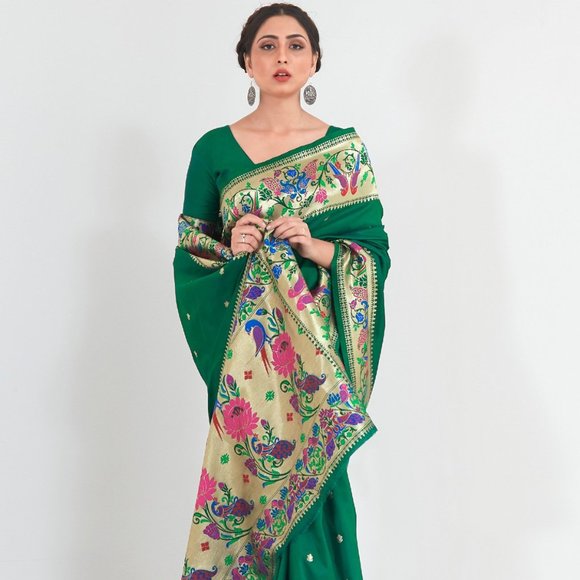 JHEAPS LEAF GREEN SOFT SILK PAITHANI FESTIVE WEAR FLORAL SAREE - Picture 1 of 4